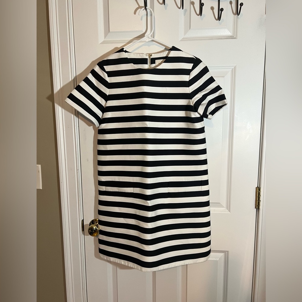Kate Spade shift dress size 6 ♠️